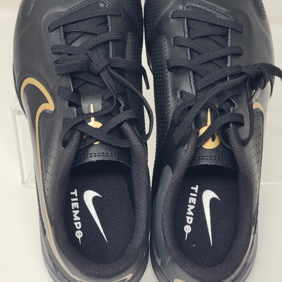 Nike Tiempo Legend 9 Academy Turf Soccer Shoes Youth Size 6Y DA1328-007 New - Picture 8 of 10